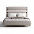 Gestoffeerd bed met hoofdbord van 210 x 160 x 110cm in lichtgrijs